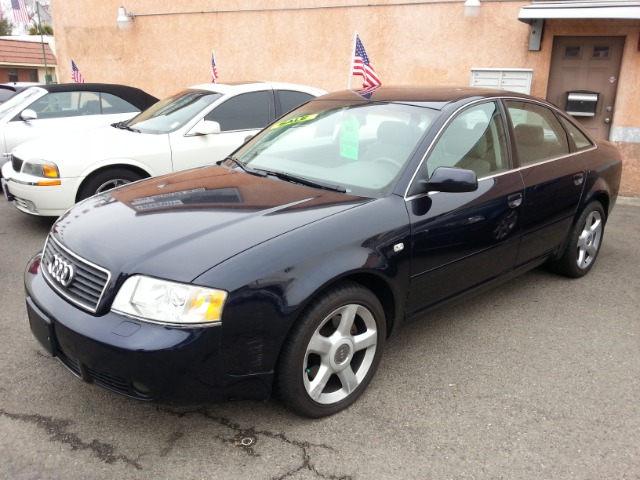 2003 Audi A6 Supercrew-short-xlt-4wd-6 CD-1 Owner