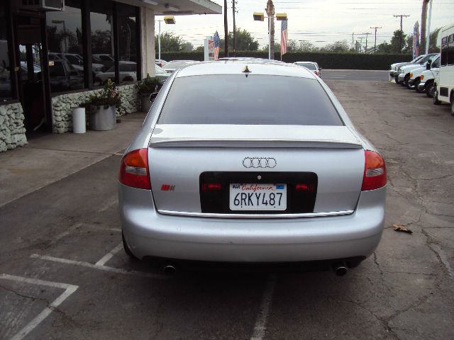 2003 Audi A6 Supercrew-short-xlt-4wd-6 CD-1 Owner