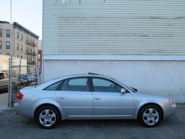 2003 Audi A6 Supercrew-short-xlt-4wd-6 CD-1 Owner