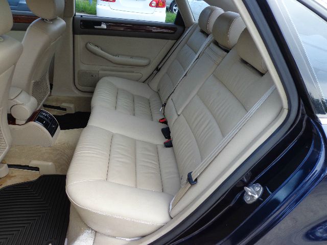 2003 Audi A6 Supercrew-short-xlt-4wd-6 CD-1 Owner