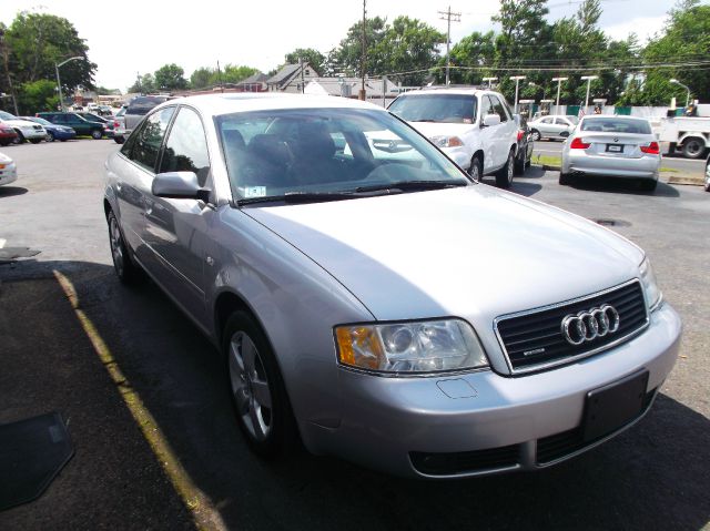 2003 Audi A6 Supercrew-short-xlt-4wd-6 CD-1 Owner