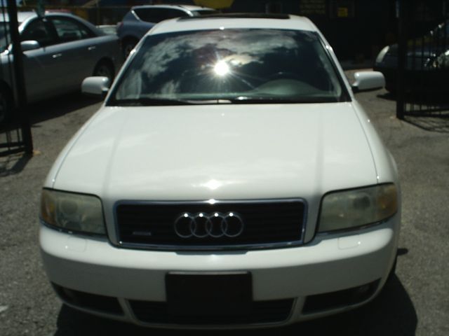 2003 Audi A6 Supercrew-short-xlt-4wd-6 CD-1 Owner