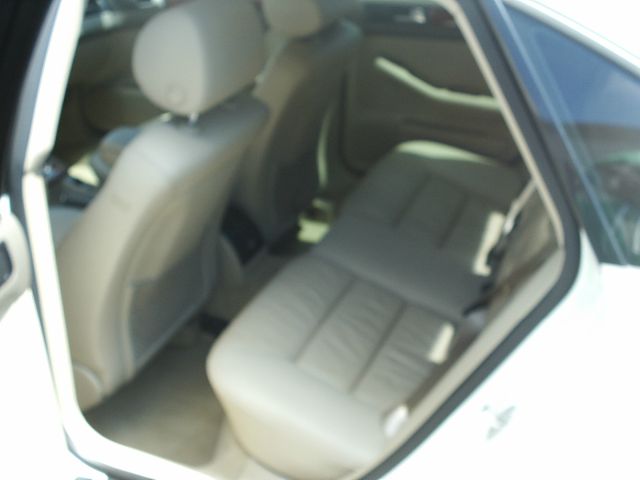 2003 Audi A6 Supercrew-short-xlt-4wd-6 CD-1 Owner