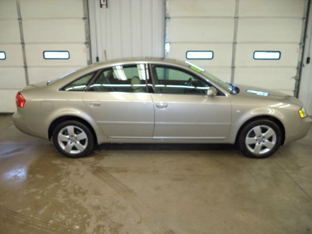 2003 Audi A6 Supercrew-short-xlt-4wd-6 CD-1 Owner