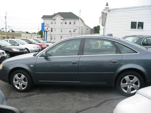 2004 Audi A6 Supercrew-short-xlt-4wd-6 CD-1 Owner