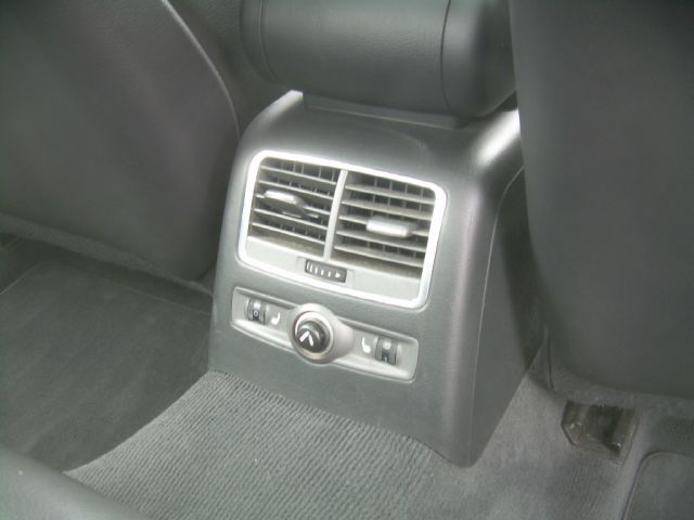 2005 Audi A6 Cxl,fwd,leather