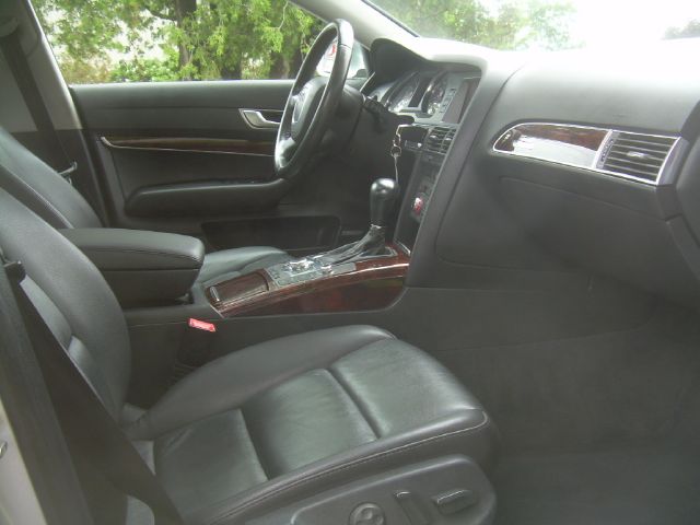 2005 Audi A6 Cxl,fwd,leather