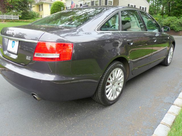 2006 Audi A6 Cxl,fwd,leather