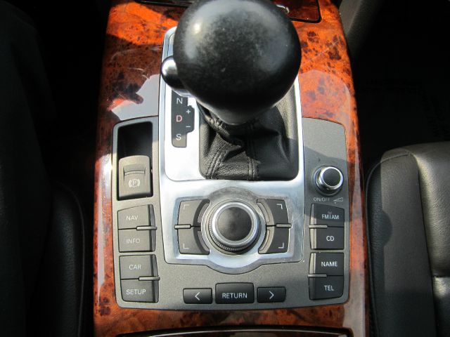 2006 Audi A6 Navigation / Levinson Sound