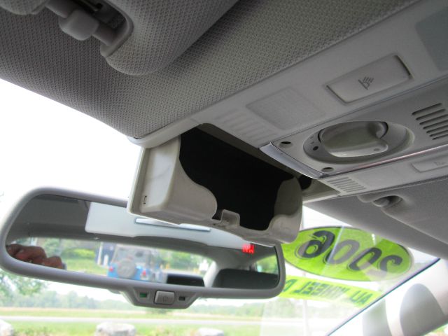 2006 Audi A6 Navigation / Levinson Sound