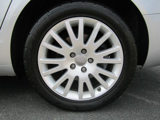 2006 Audi A6 Navigation / Levinson Sound