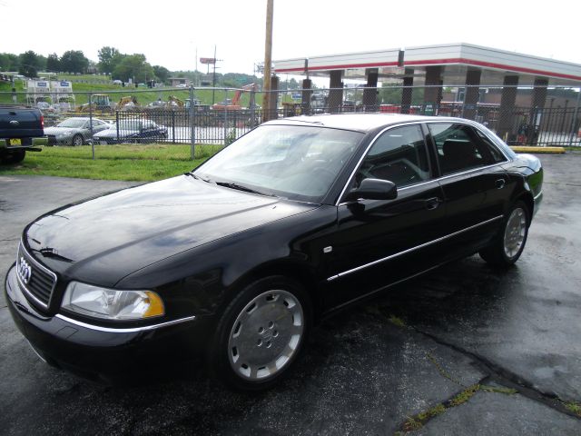 2001 Audi A8 ESi