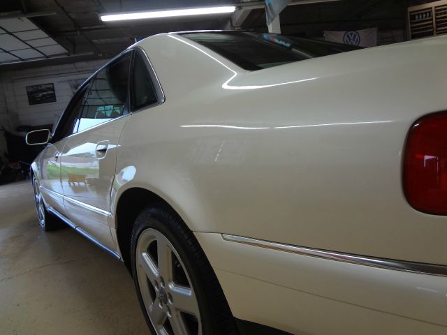 2002 Audi A8 ESi