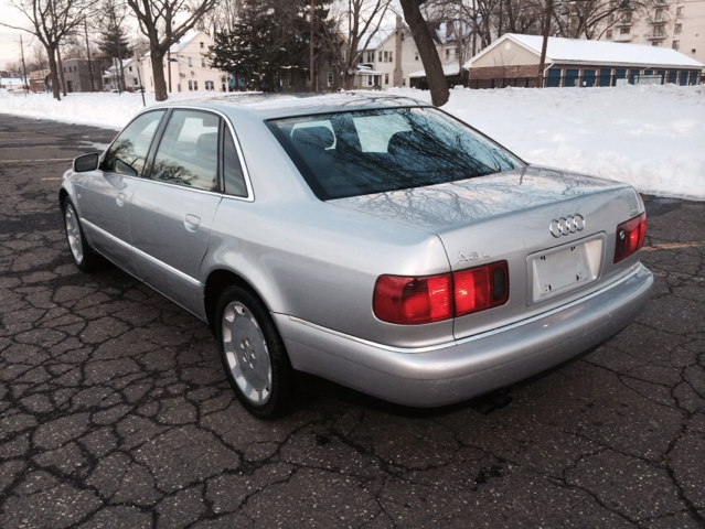 2002 Audi A8 ESi