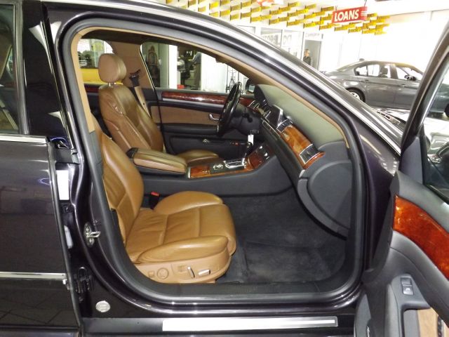 2004 Audi A8 Loaded- Clean Title