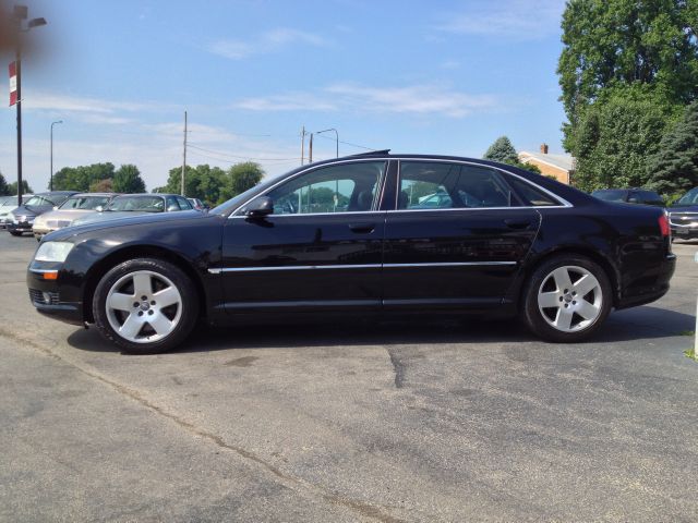 2004 Audi A8 ESi