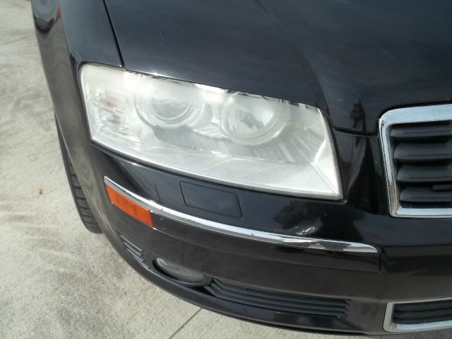 2004 Audi A8 ESi