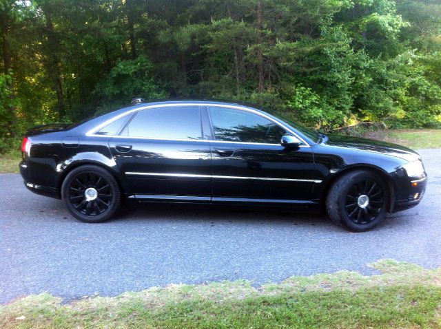 2004 Audi A8 ESi