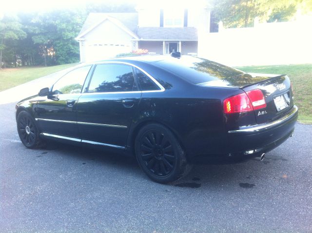 2004 Audi A8 ESi