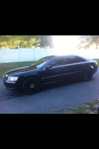 2004 Audi A8 ESi