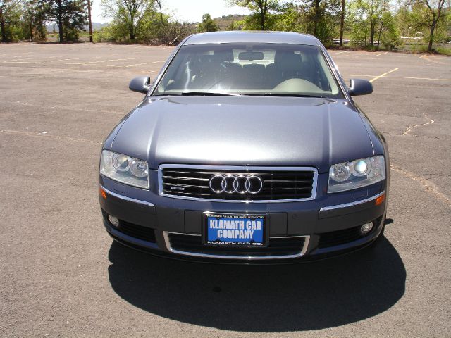 2004 Audi A8 ESi