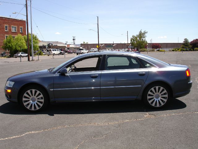 2004 Audi A8 ESi