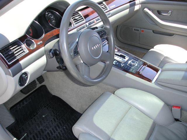 2004 Audi A8 ESi