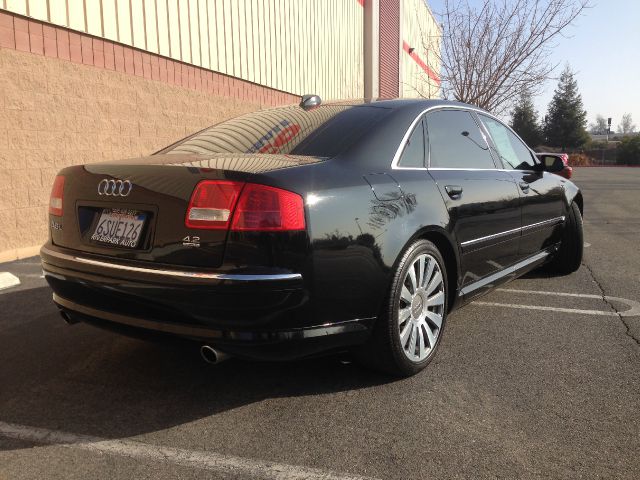 2004 Audi A8 ESi