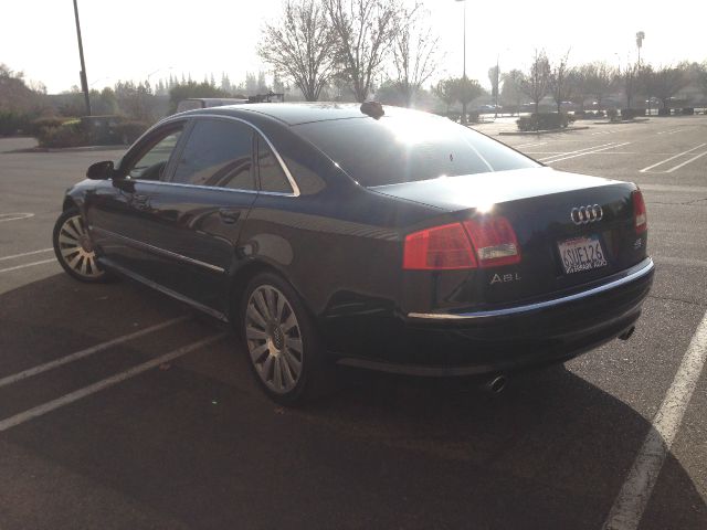 2004 Audi A8 ESi