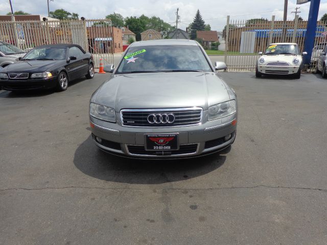 2004 Audi A8 ESi