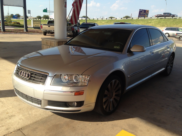 2004 Audi A8 ESi