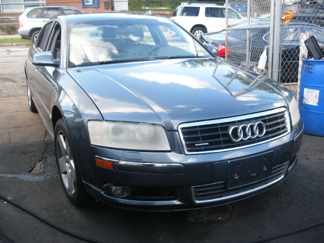 2004 Audi A8 ESi