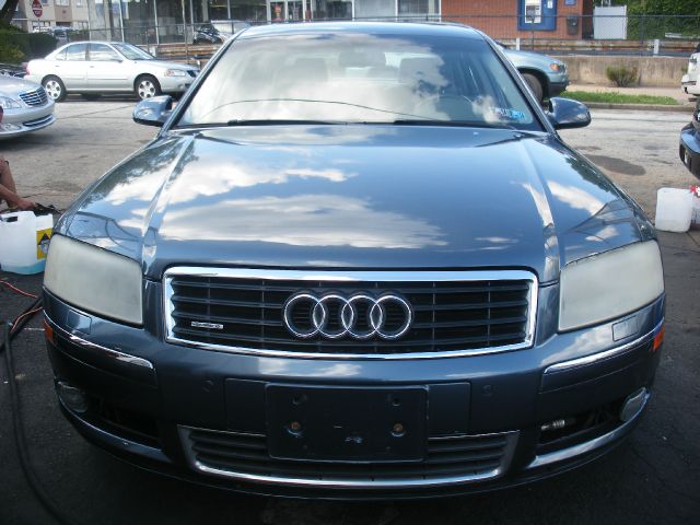 2004 Audi A8 ESi