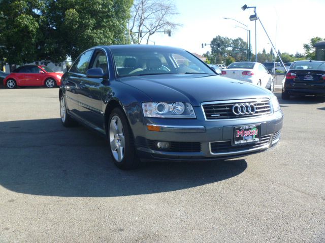 2004 Audi A8 ESi