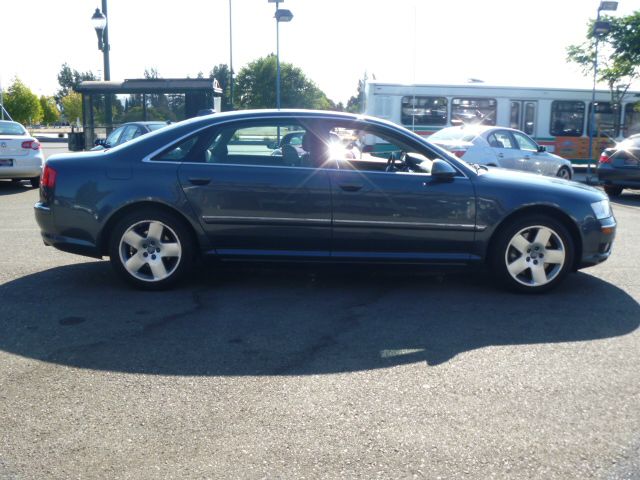 2004 Audi A8 ESi