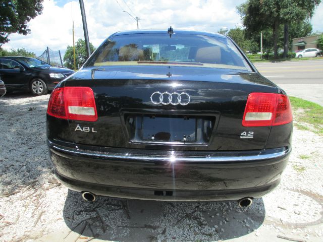 2005 Audi A8 ESi