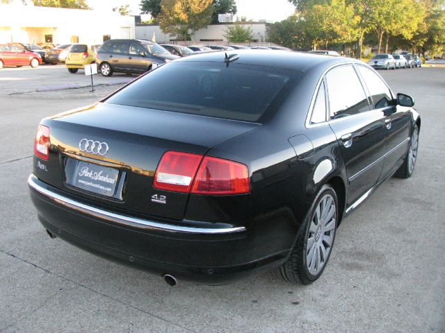 2005 Audi A8 ESi