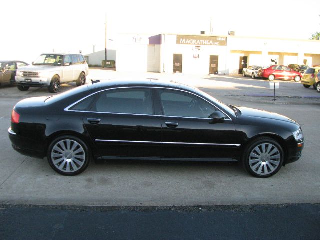 2005 Audi A8 ESi