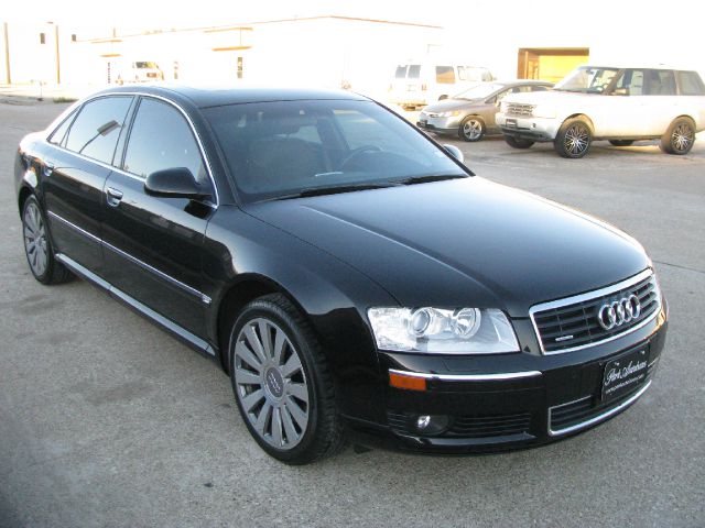 2005 Audi A8 ESi