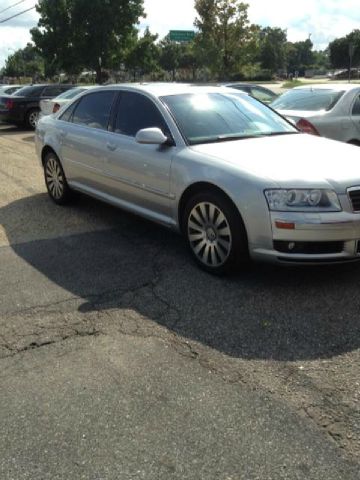 2005 Audi A8 ESi