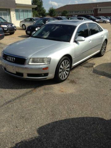 2005 Audi A8 ESi