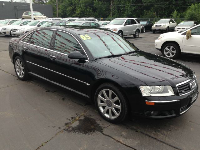 2005 Audi A8 ESi