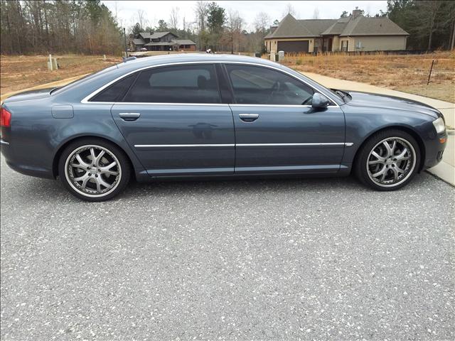 2006 Audi A8 Loaded- Clean Title