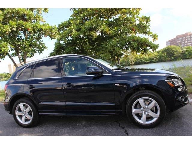 2011 Audi Q5 Laramie 5 1/2 Ft