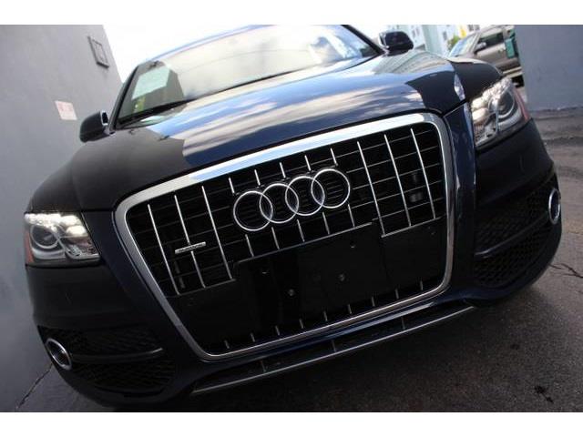 2011 Audi Q5 Laramie 5 1/2 Ft