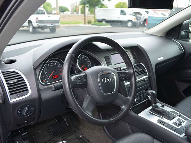 2007 Audi Q7 RT/1
