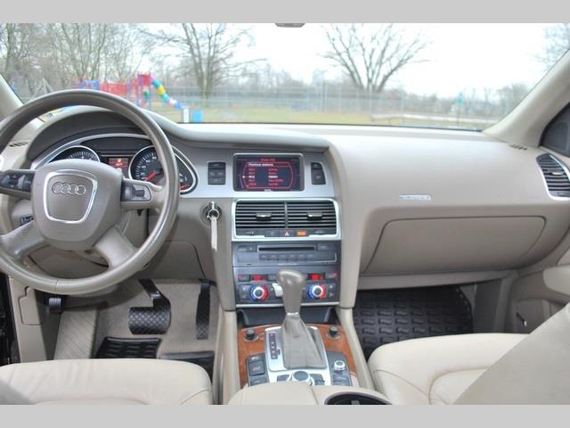 2007 Audi Q7 RT/1
