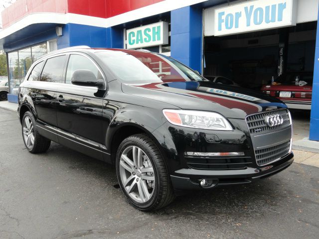 2007 Audi Q7 5dr XLE FWD (GS)