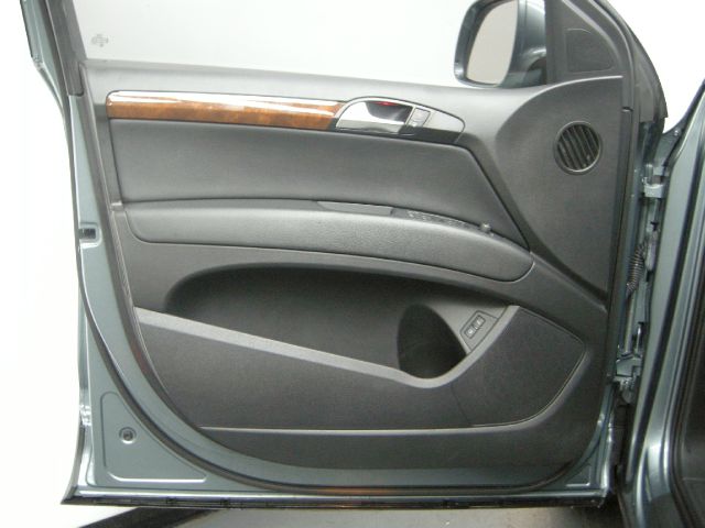 2008 Audi Q7 4dr Sdn GS Plus