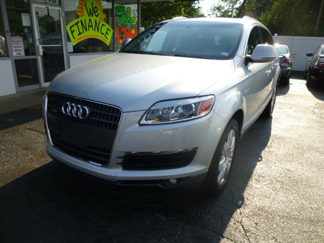 2008 Audi Q7 4dr Sdn GS Plus